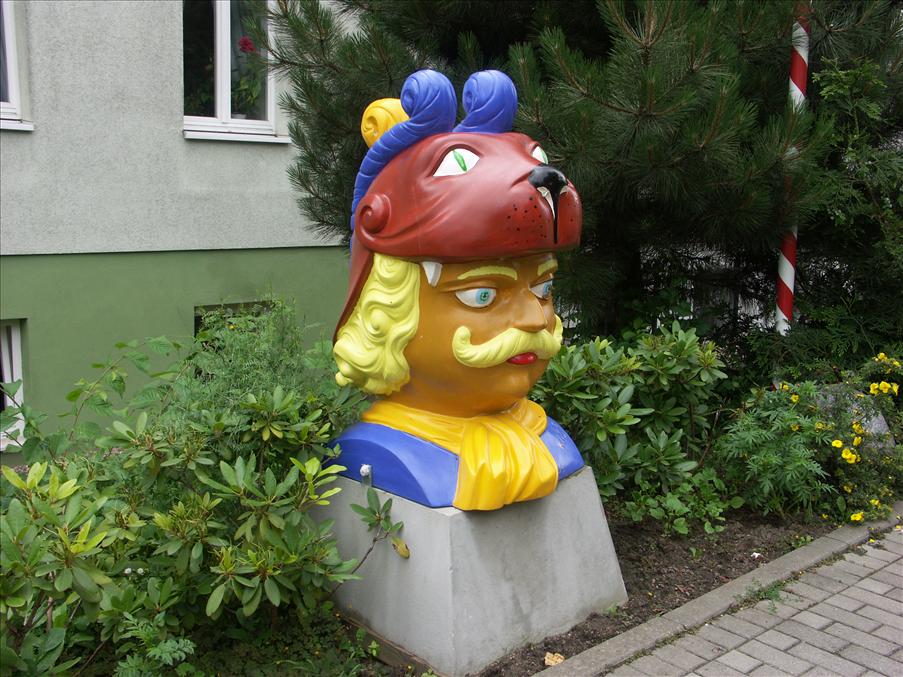 ...d�r ett schwedenkopf paraderar.