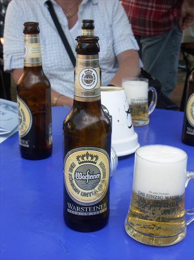 En Warsteiner intogs p� torget