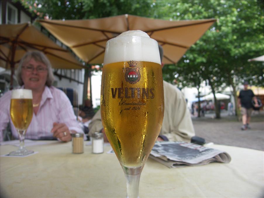 Efter en stund kom �len in