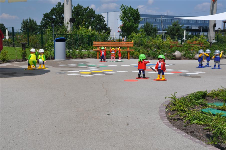 Fia med knuff i stort format