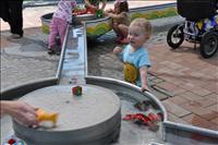 Vattenlek f�r mindre barn