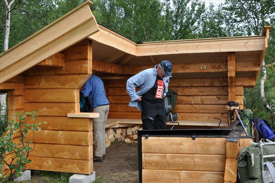 Nytt vind- och grillskjul