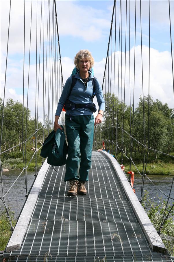 Lena p� bron