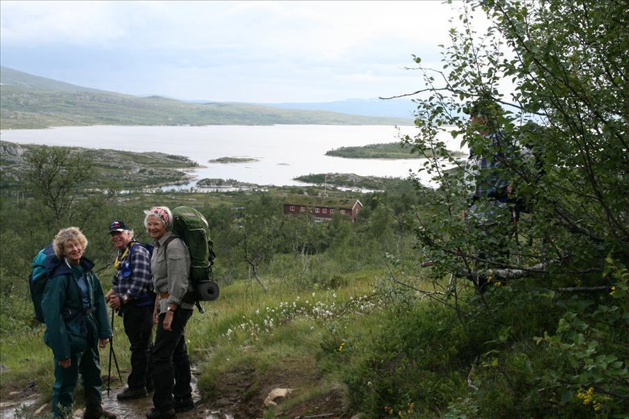 Glada att n�stan vara i m�l!